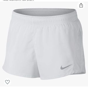 Nike shorts white